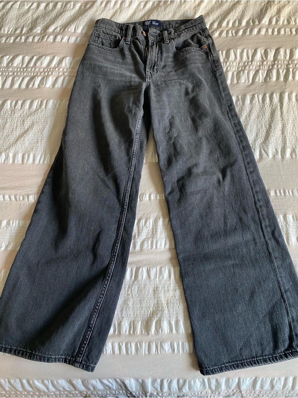 GAP High Rise Wide-Leg Jeans Size 2/26R